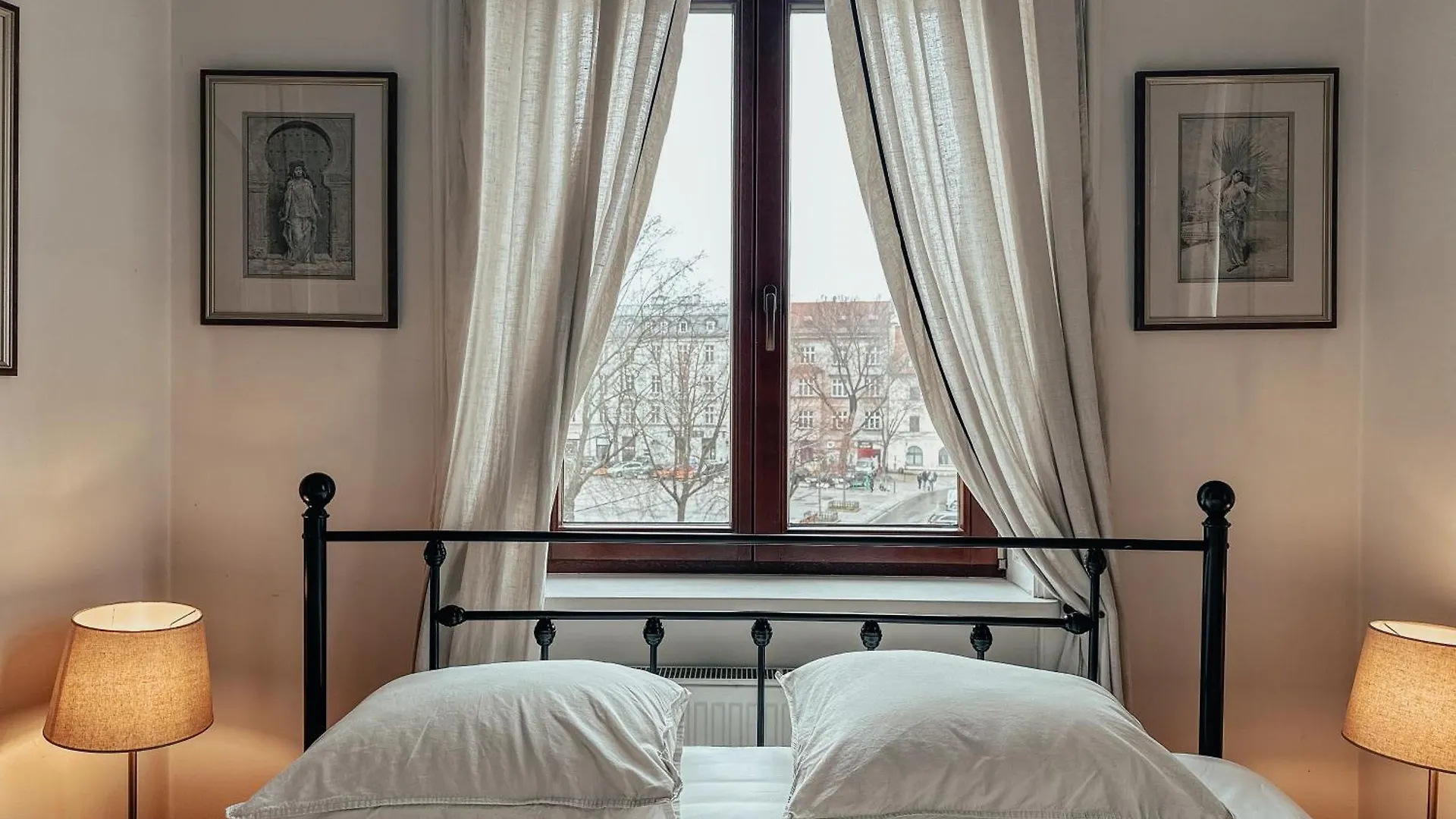 Once Upon A Time In Cracow - Old Town Apartment Krakow Poland