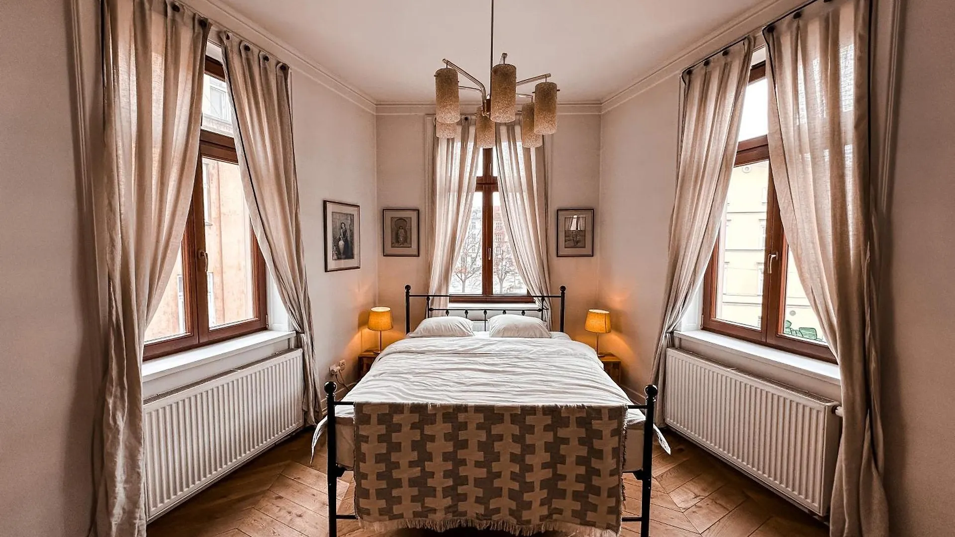 Once Upon A Time In Cracow - Old Town Apartment Krakow
